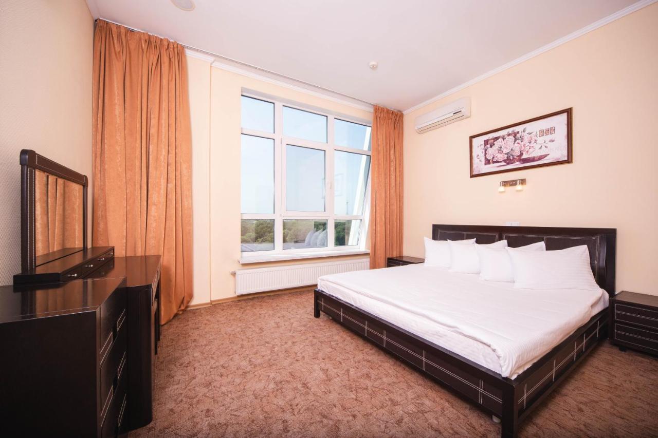 Optima Odesa Odessa Exterior foto